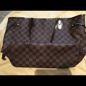 Louis Vuitton Damier Neverfull MM